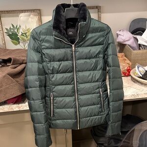 Zara Women's Forest Green Puffer Coat